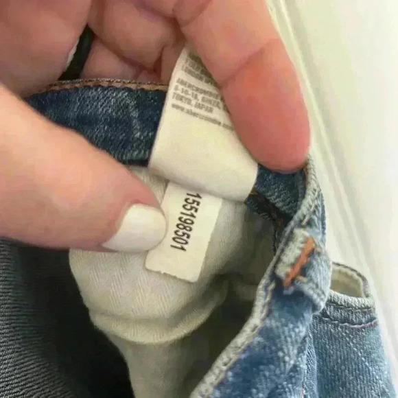 Abercrombie & Fitch Erin Straight leg Jeans size 27. Great, pre-worn condition. - Picture 7 of 9